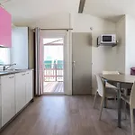 Portucale ! With Garden بيت للعطل تشارنكه