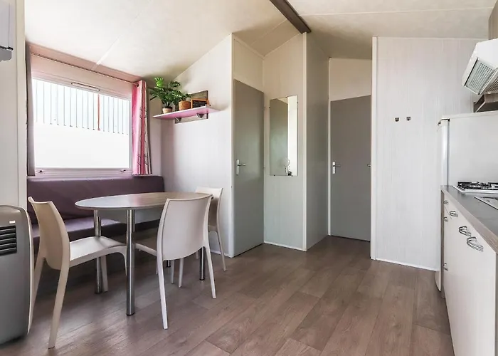 Portucale ! With Garden Holiday home Charneca (Setubal)