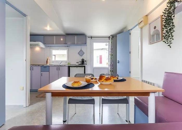 Portucale ! With Garden Holiday home